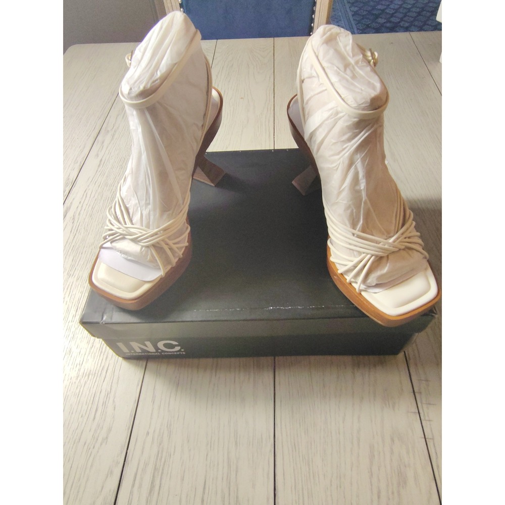INC International Concepts Rashelp Creme Strappy Architectural Heel Sandals 8.5M